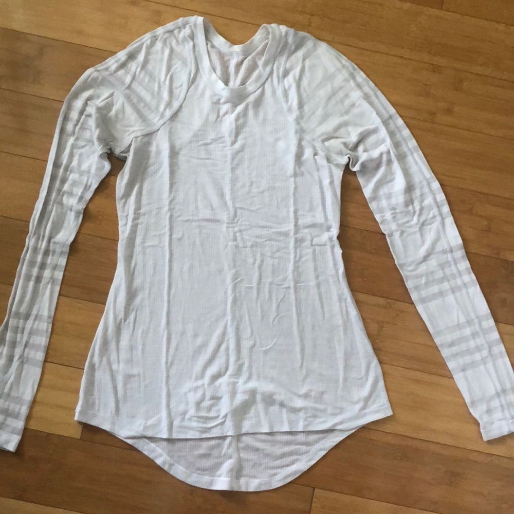 Lululemon long sleeve top